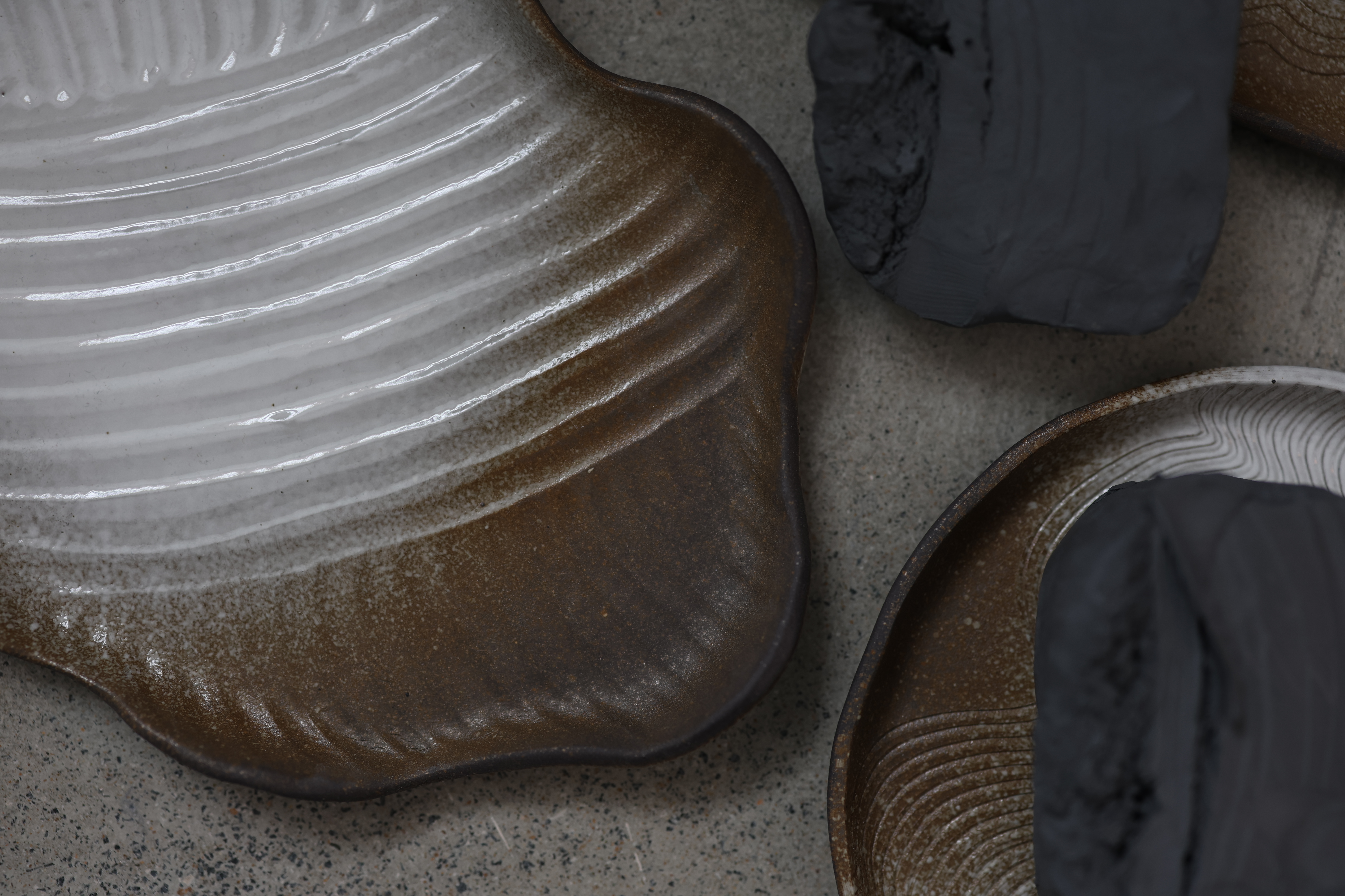 Каменная тарелка, лепка 12+ фото 4